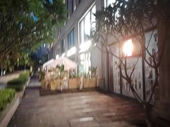 -龙治汉堡(中华城店)