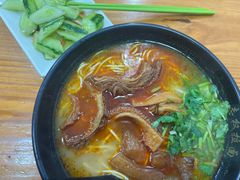 -志权牛肉面(灵山路店)