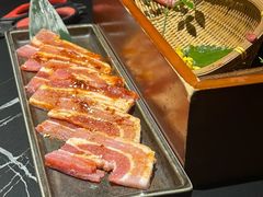 -山川小町·极番烧肉(新地假日广场店)
