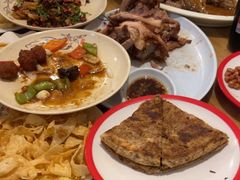 -聚首堂·特色小吃·肘子(什刹海德胜门店)