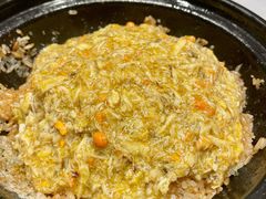 蟹黄煲仔饭-屋里厢上海菜馆