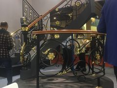 -上海跨国采购会展中心