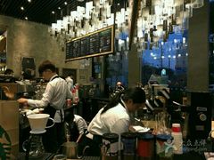 -星巴克臻选(湖滨道店)