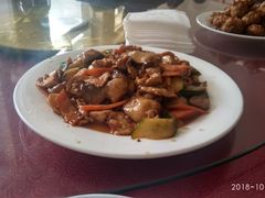 草菇肉片-同福农家菜(霞云岭国家森林公园店)