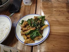 -云阿蛮云南生烫牛肉米线(奉贤路店)