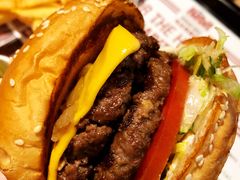 -The Habit Burger Grill 哈比特汉堡(复兴soho店)