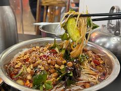 -周良天山牛杂城(天山路总店)