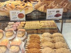 -面包新语(宝龙店)