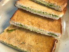 咖椰吐司-HELLO 27 意面·沙拉·帕尼尼