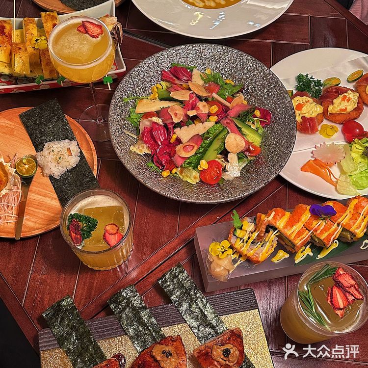 🍓大连｜藏在南山别墅里的氛围感西餐厅｜OAK BAR🍴