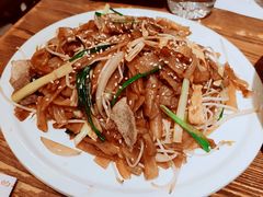-胡桃里音乐餐厅(陶溪川店)(川湘赣菜·世界百大酒庄直供红酒·音乐表演)