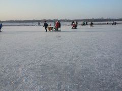 android_upload_pic-人民防洪胜利纪念塔