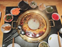 -周小明火锅(黑金冠社区店)