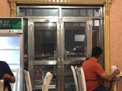 门面-烤肉小伙烤肉店