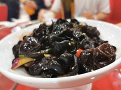 巧拌秋耳-老阿妈蒙古村·蒙古包·草原文化·歌舞表演(老君堂店)