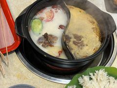 -钢管厂五区小郡肝串串香火锅(梅川路店)