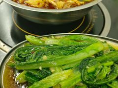 -周良天山牛杂城(天山路总店)