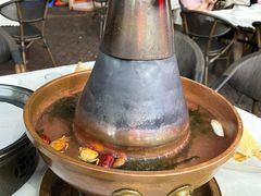 京式火锅-记忆串城·东北烧烤·小龙虾·大型团建(南油店)