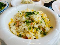 扬州炒饭-巧克力渔家.小船海鲜胶东菜(万平口店)