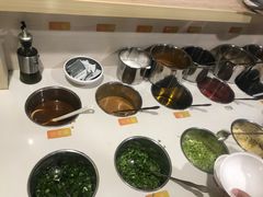 自助调料区-三头牛·潮汕牛肉生蚝火锅 (夏湾店)