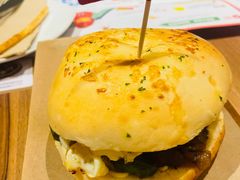 -必胜客(仲盛商城王安宇主题店)