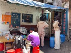 -梁阿婆廿年老牌扣肉糯米饭