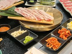-臻牛烤肉
