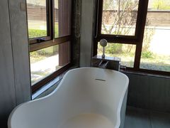 -大连金石滩绿发温泉假日酒店
