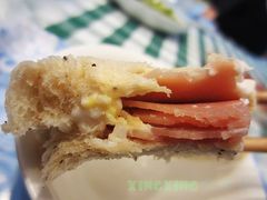 -喜士多便利店(上海虹桥枢纽国展中心云和夜泊酒店店)