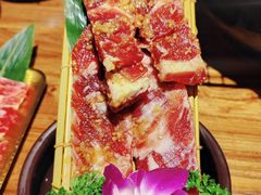 -明洞阿姨·韩式酱蟹烤肉·创意料理(三元桥店)