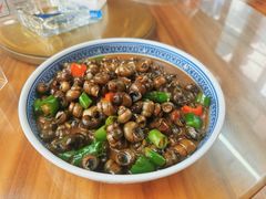 -芦茨金富饭庄·25年老字号·专做稻草鸡