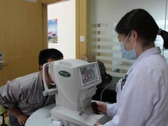 -上海大学附属上海和平眼科医院