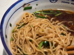 -镇南锅盖面馆(解放路店)