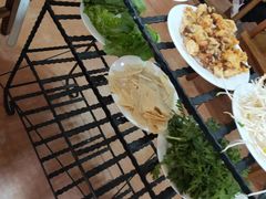 -东巴谷野生菌火锅餐厅