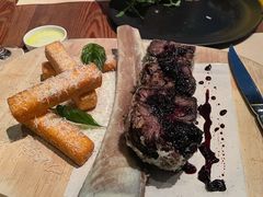 牛肋排配玉米条-Mercato莫卡多露台餐厅与酒吧(K11店)