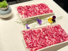 -左庭右院鲜牛肉火锅黑金店(陆家嘴中心店)