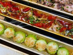 -胡须哥网红竹筒菜