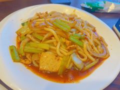 新疆特色炒米粉-巴依老爷新疆餐厅