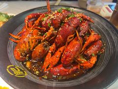 -肥肥虾庄·金牌油焖大虾(沙湖店)