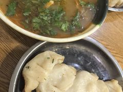 -黄阿姨锅贴大王(万航渡路店)