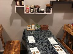 -蜗牛小馆醉乡民谣云南菜(惠新西里店)