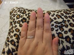 护理前的小肉手-A-Best nail UP时尚美甲沙龙