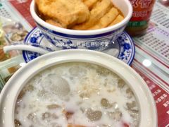 冰糖银耳桃胶-捷信牛奶甜品世家(学府店)