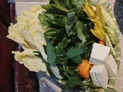 -原林野山菌火锅·炒菌(关上野生菌一条街店)