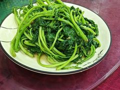 -雄仔农家菜馆·特色葱油鸡(六祖店)