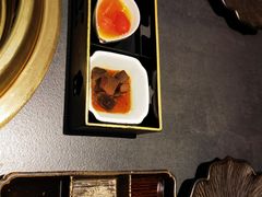 -铭牛烧肉·和牛海鲜自助(高新月牙湖店)
