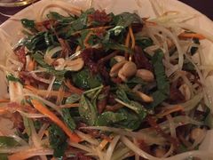 -Cuc Gach Quan Restaurant