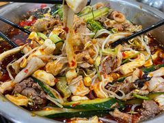 -周良天山牛杂城(天山路总店)