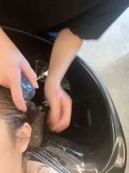 -C-18 SALON