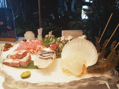 海鲜牛肉双拼-最品火锅
